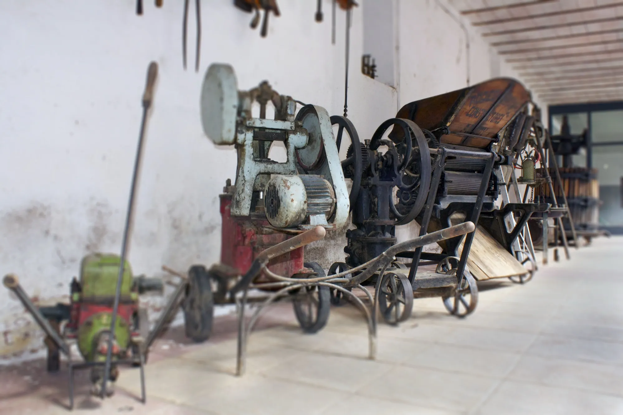 Piezas históricas conservadas en la bodega